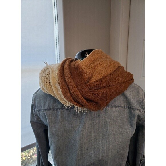 PINS AND NEEDLES ANTHROPOLOGIE TAN OMBRE OVERSIZE SCARF SHAWL WRAP WOMEN OS - Picture 4 of 12